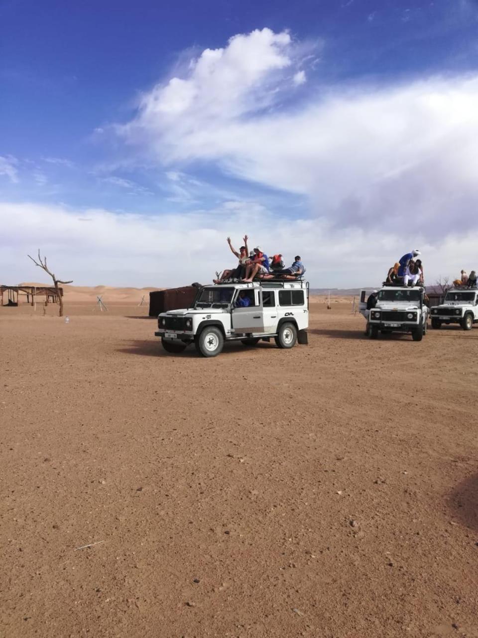 Mhamid Sahara Camp Activities - Le Chant Du Sable M'Hamid Exteriör bild