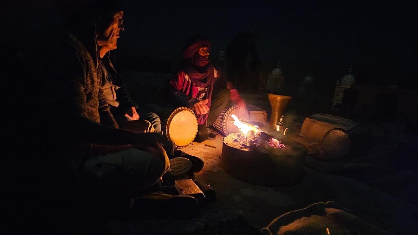 Mhamid Sahara Camp Activities - Le Chant Du Sable M'Hamid Exteriör bild